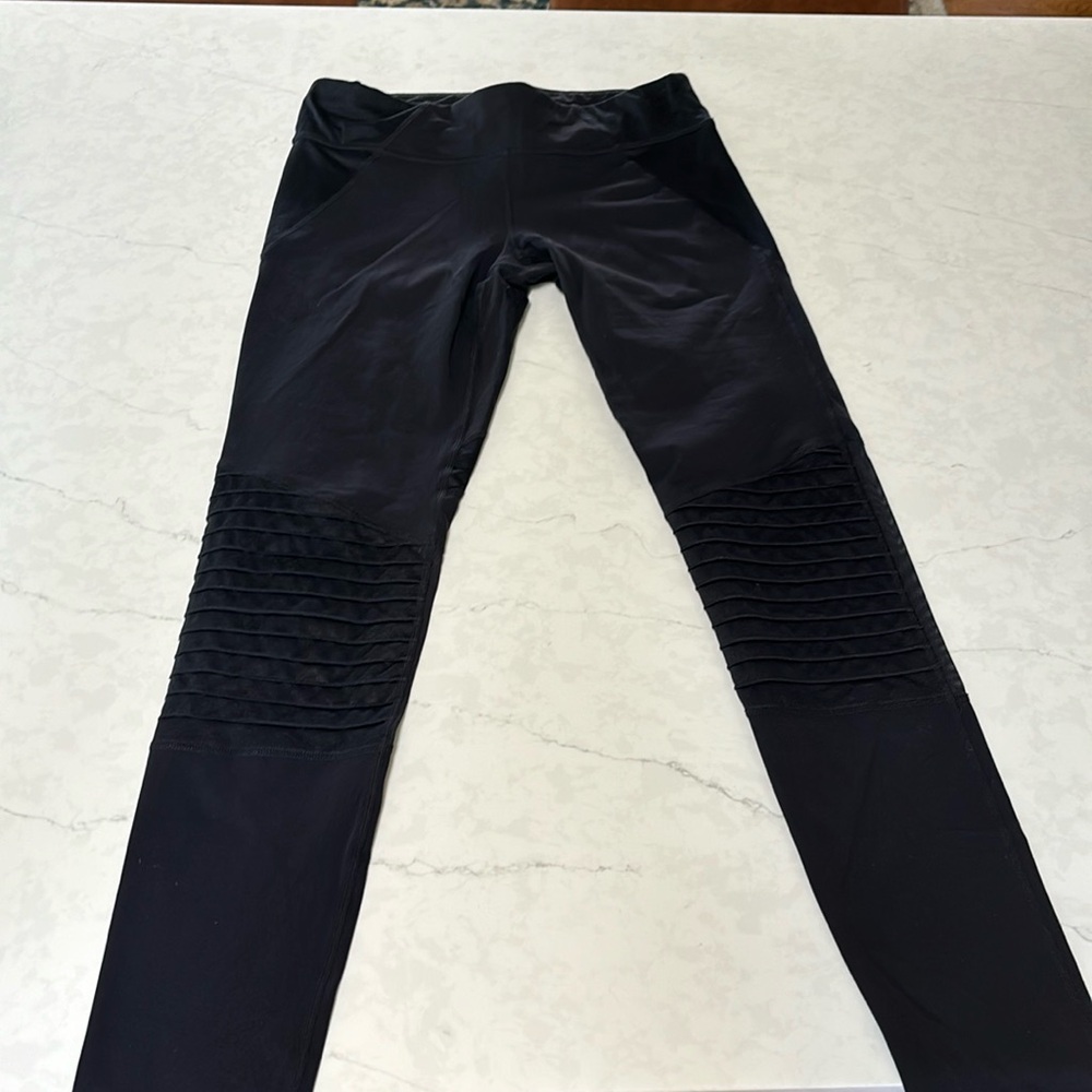 JoyLab leggings size medium